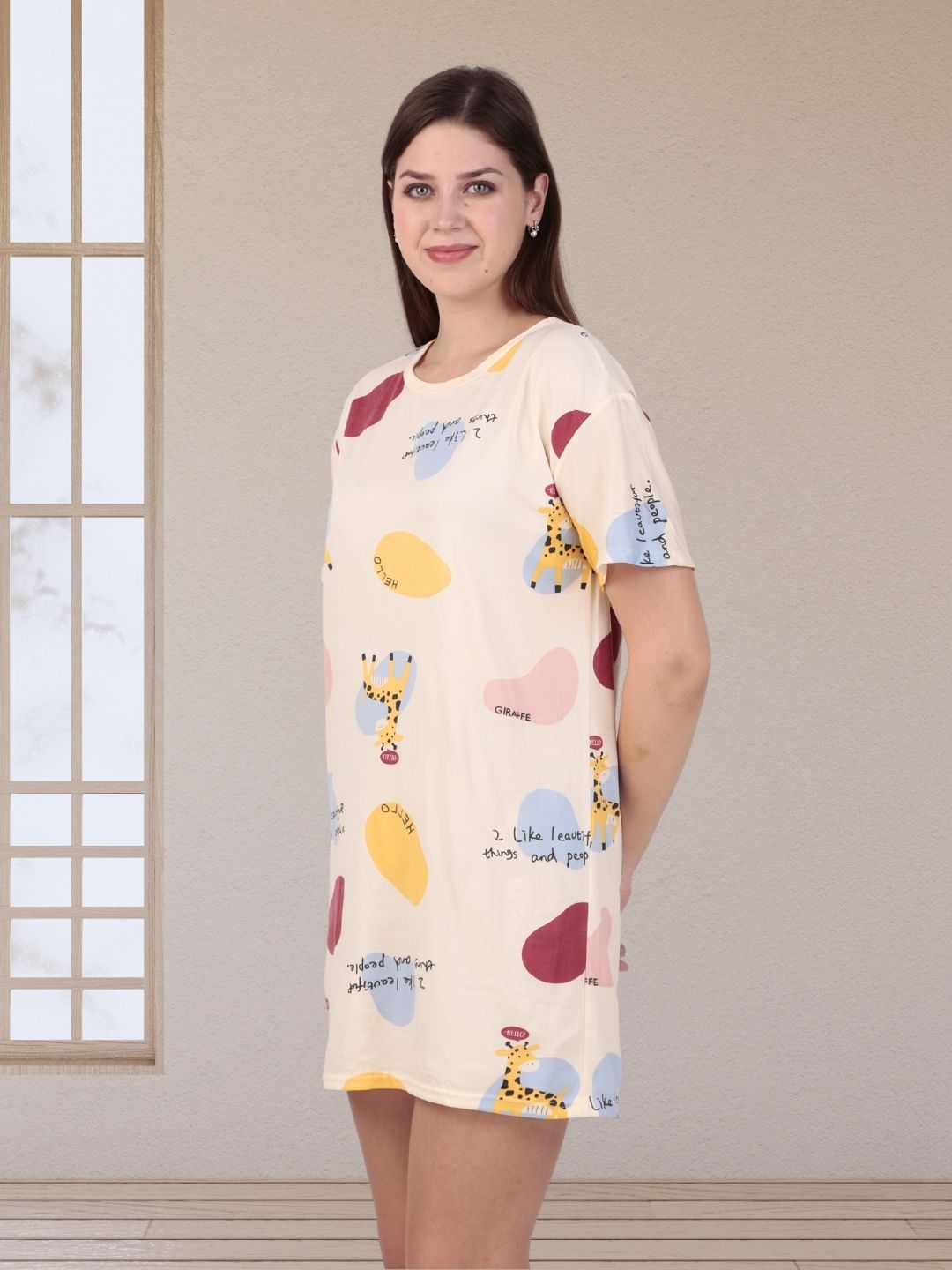 Safari Giraffe Chic Night Tshirt Dress